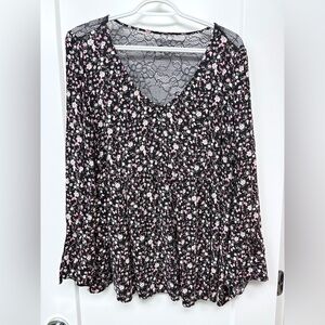 Love & Legend Black Floral Tunic flared sleeves
